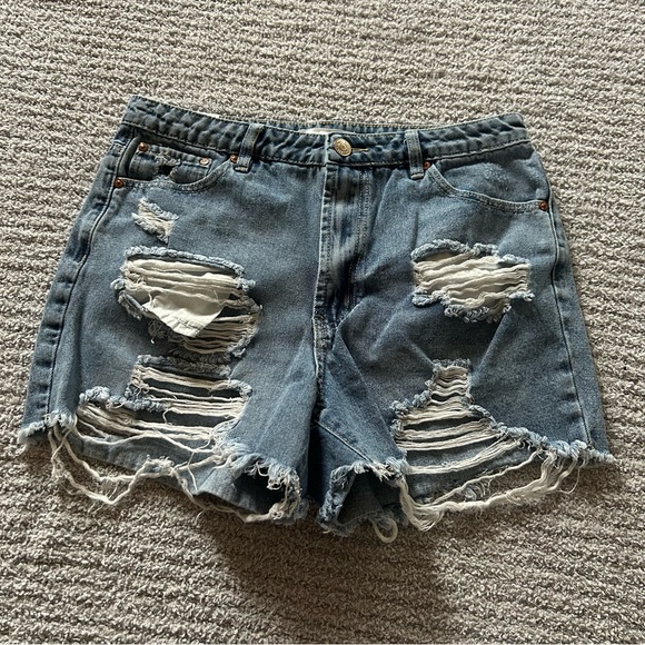 Almost Famous Pants - Almost Famous High Rise Distressed Denim Short Shorts Size 9 Y2K